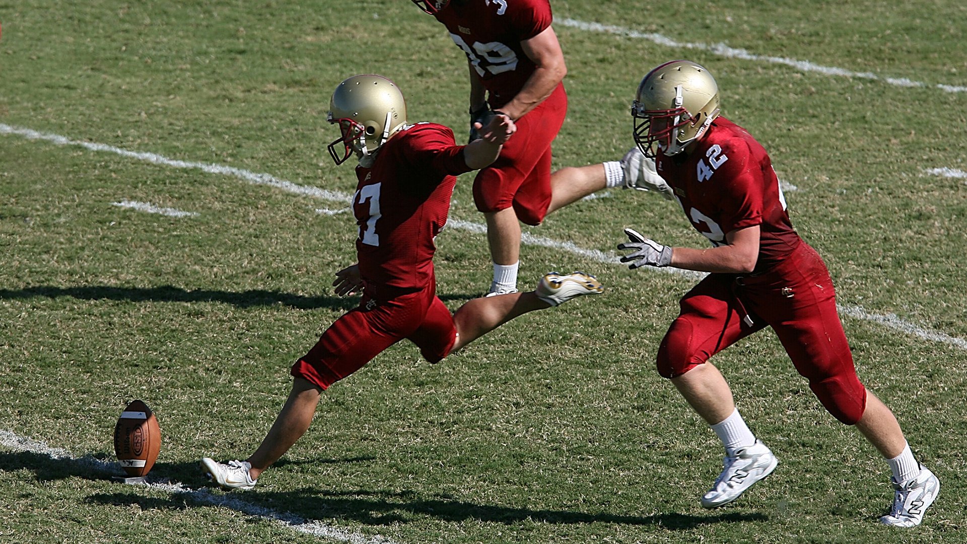 英超球队视频分析系统提升边路防守协同效率，英超当下最流行的战术打法, 或将引领世界足球潮流!